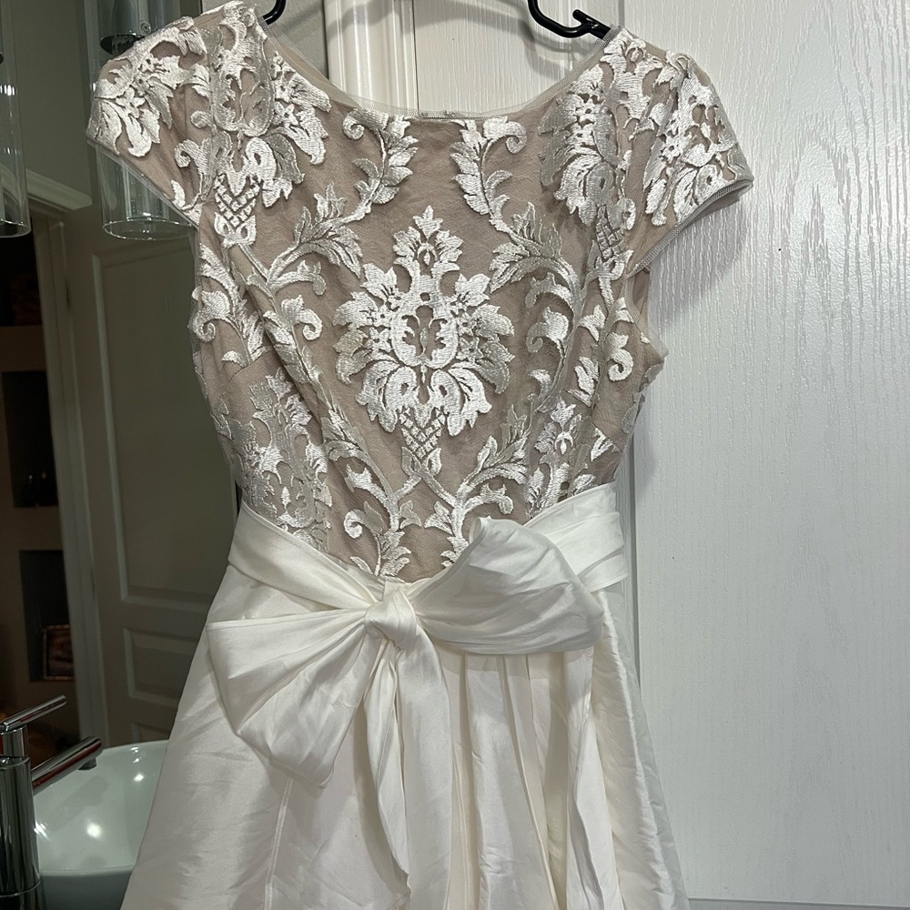 Adrianna Papell Cream and White Dress
